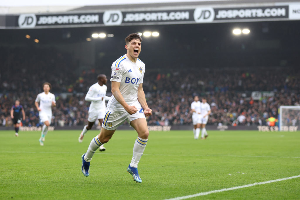 Leeds United v Huddersfield Town - Sky Bet Championship