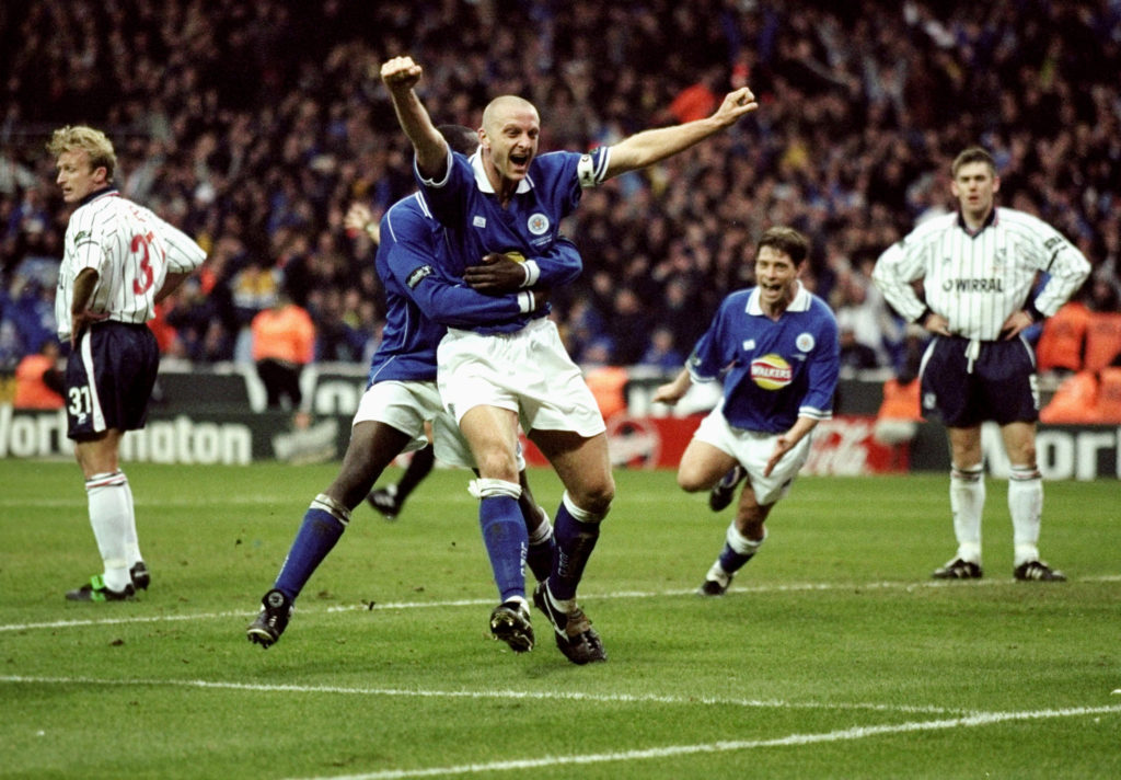 Matt Elliott of Leicester City celebrates