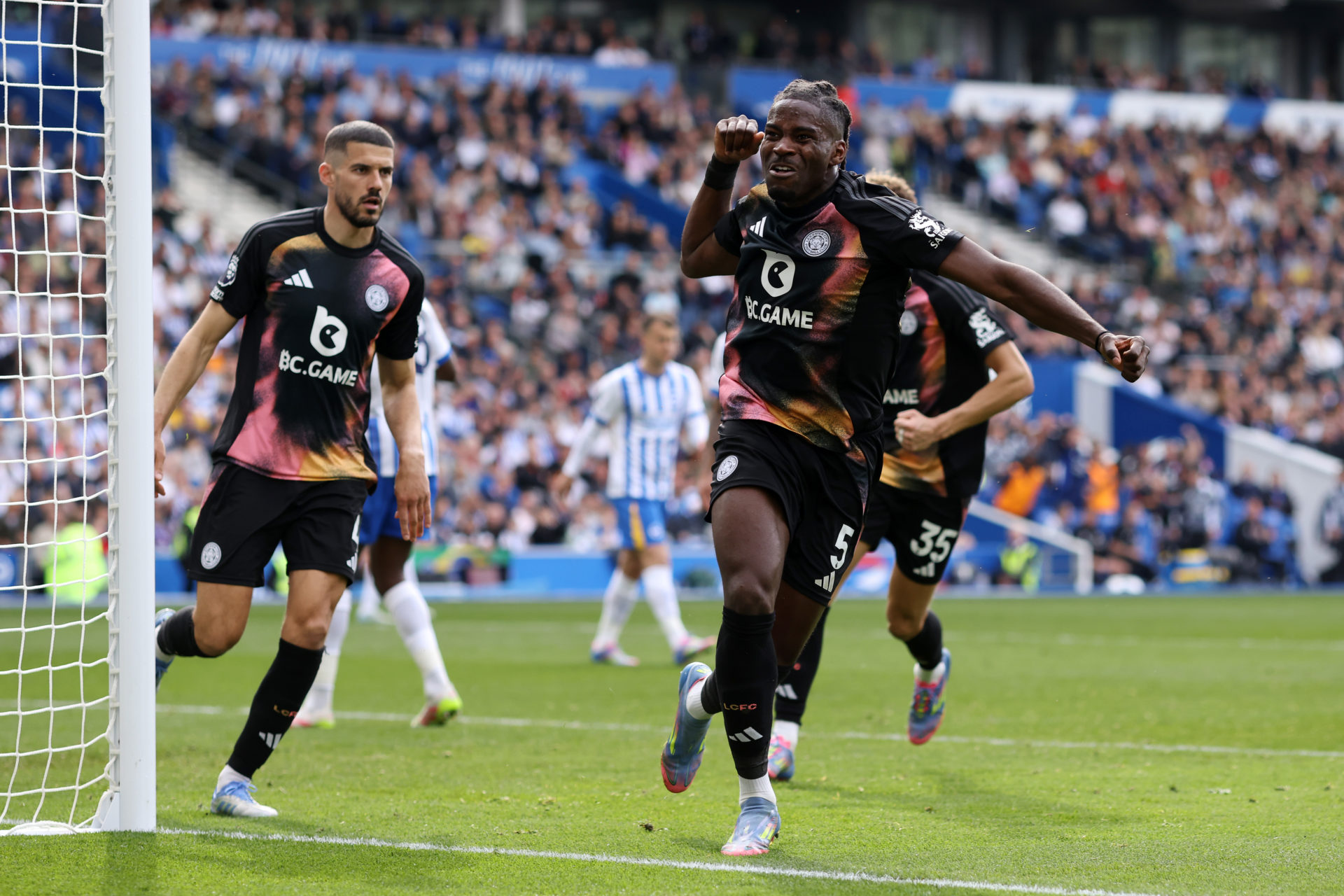 Brighton & Hove Albion FC v Leicester City FC - Premier League